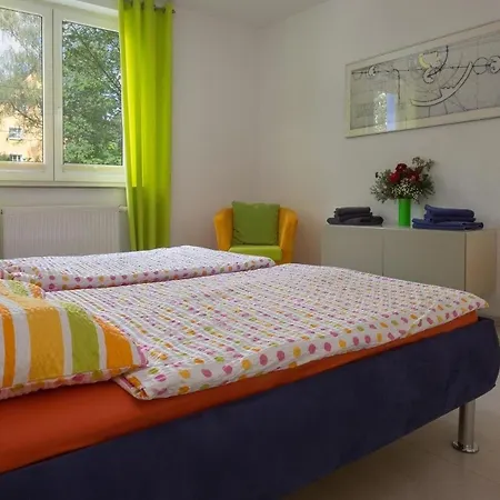 Апартаменты In Mockritz Mit Garten Дрезден